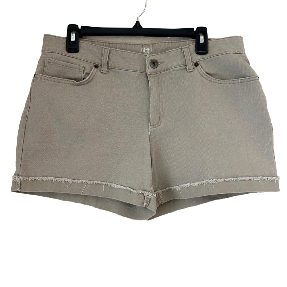 Time and Tru Womens Shorts Tan Denim High Rise Distressed Hem Size 14 Large